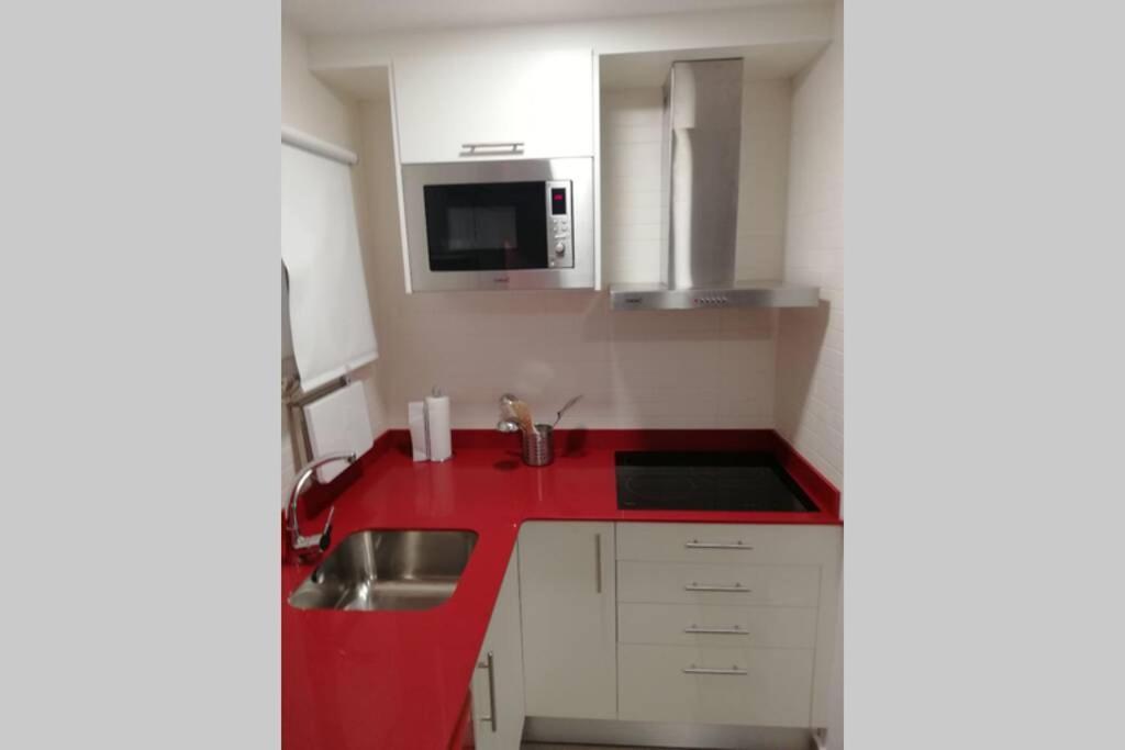 M1 Cool Loft 1 Min Walk To Metro 15 Min Center By Metro Apartment Esplugues de Llobregat Exterior photo