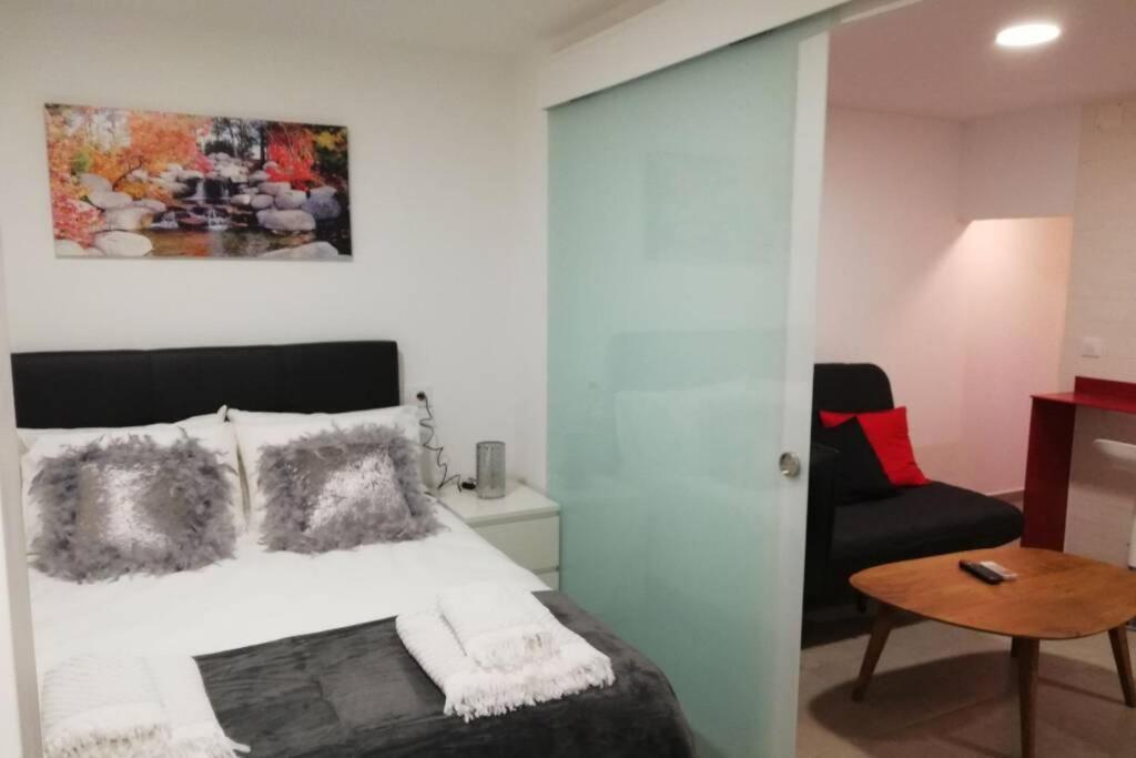 M1 Cool Loft 1 Min Walk To Metro 15 Min Center By Metro Apartment Esplugues de Llobregat Exterior photo