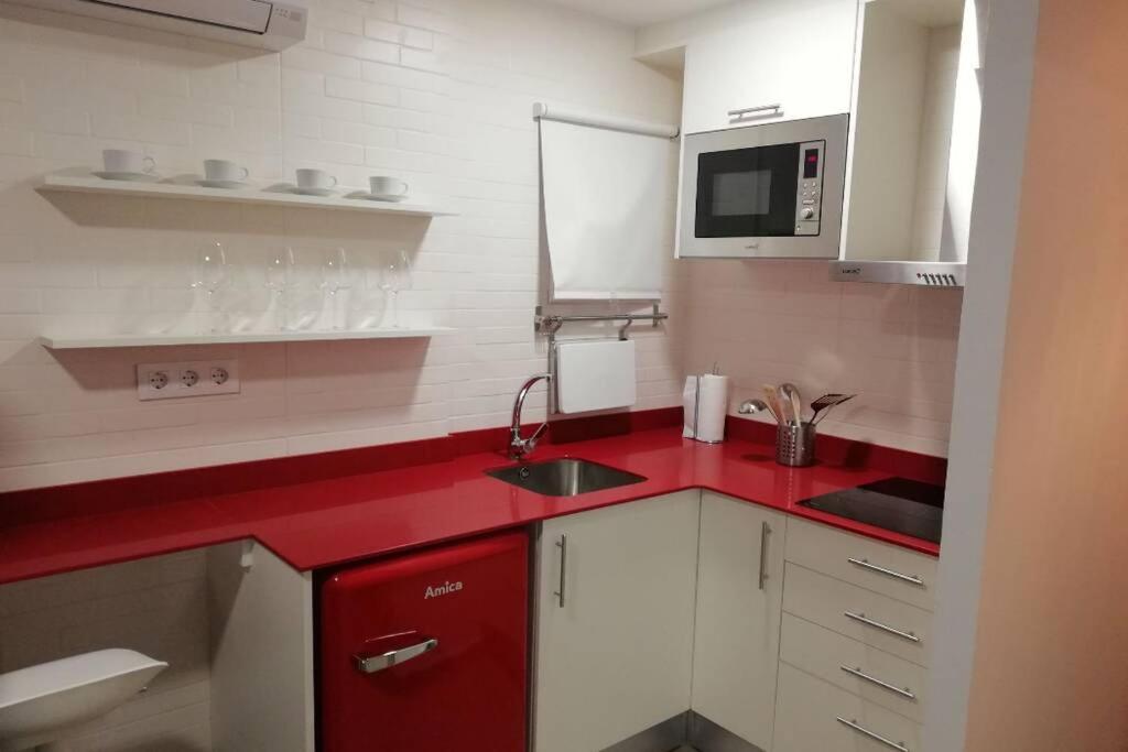 M1 Cool Loft 1 Min Walk To Metro 15 Min Center By Metro Apartment Esplugues de Llobregat Exterior photo
