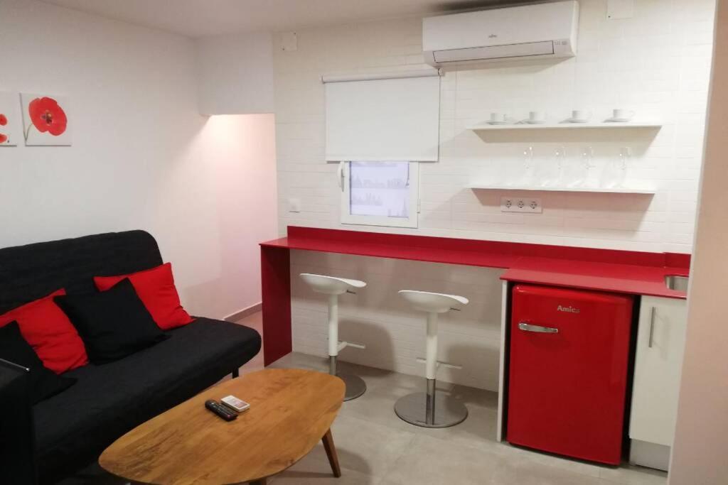 M1 Cool Loft 1 Min Walk To Metro 15 Min Center By Metro Apartment Esplugues de Llobregat Exterior photo