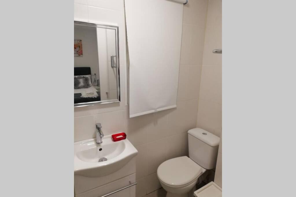 M1 Cool Loft 1 Min Walk To Metro 15 Min Center By Metro Apartment Esplugues de Llobregat Exterior photo